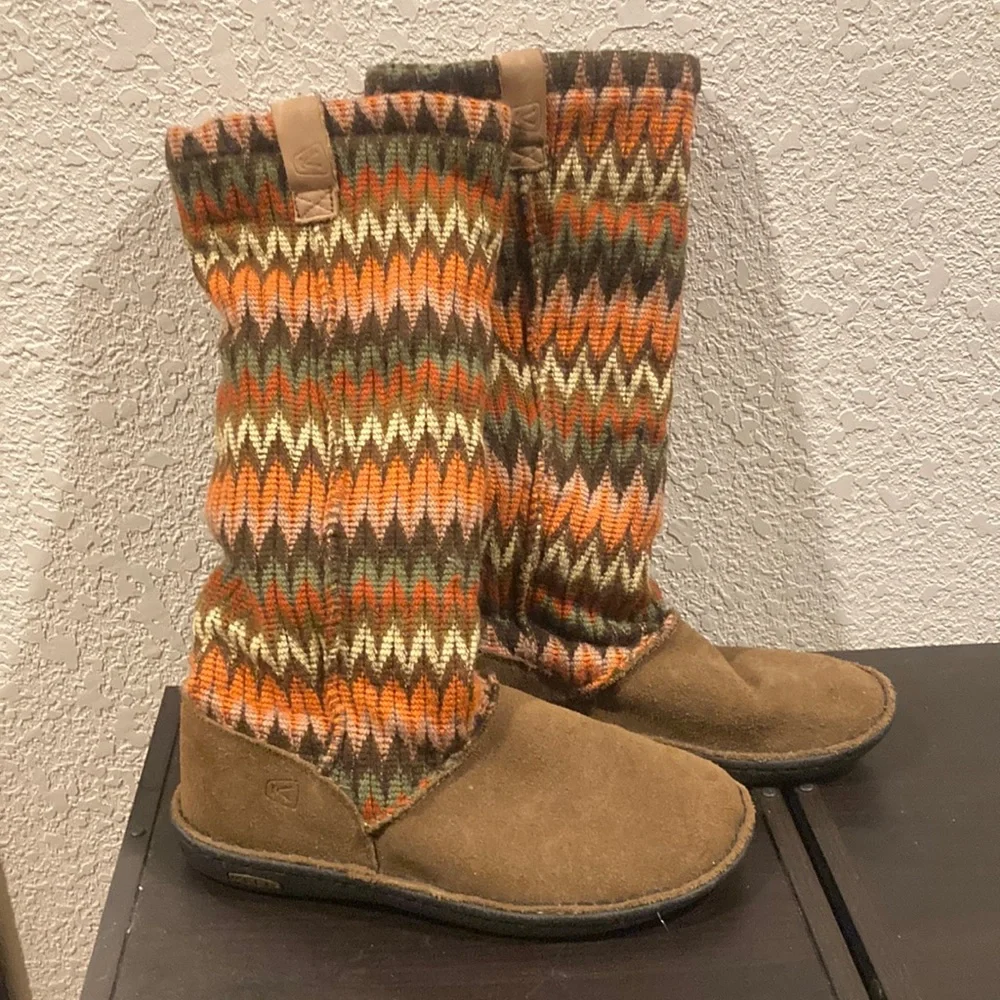 Keen fall color boots size 6.5 EU 37 - Picture 1 of 10